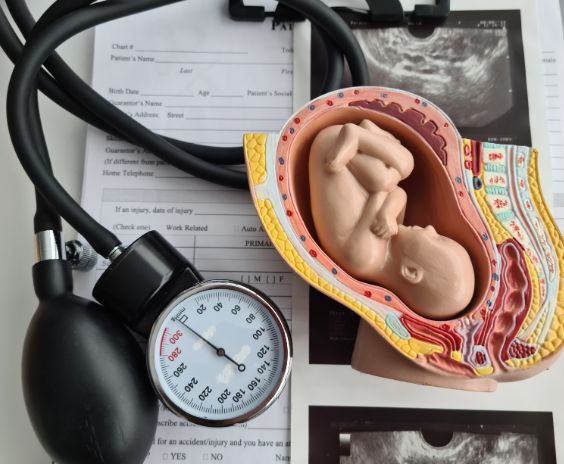 Planned Parenthood Is Closing Clinics But Not The Ones You Think